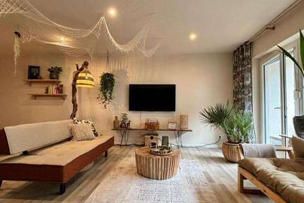 Zimmer Saarbrücken Eschberg - 1 Zimmer, 1.350&euro; | Angebot:25064224