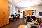 Gewerbeobjekt Amberg - 6 Zimmer, 1.700&euro; | Angebot:24905896