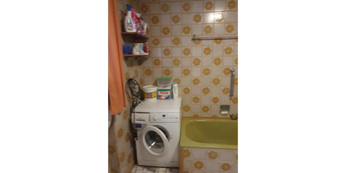 Etagenwohnung Pullenreuth - 3 Zimmer, 100 m&sup2;, 700&euro; | Angebot:25840266