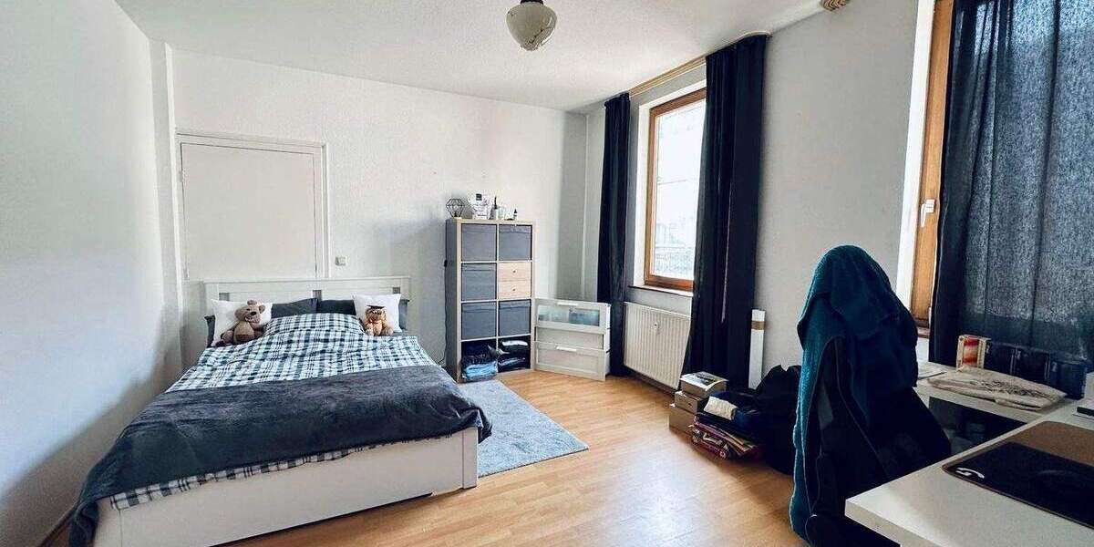 Etagenwohnung Coburg - 4 Zimmer, 148 m&sup2;, 990&euro; | Angebot:25779298