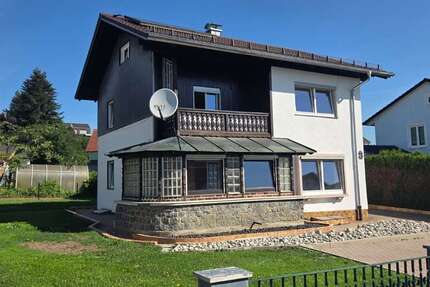 Haus Simbach am Inn - 5 Zimmer, 160 m&sup2;, 1.300&euro; | Angebot:27109705