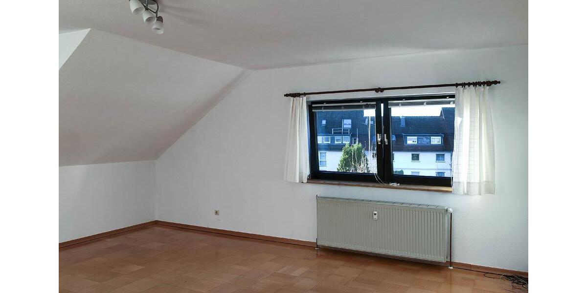 Dachgeschoßwohnung Unna - 2 Zimmer, 90 m&sup2;, 585&euro; | Angebot:23844410