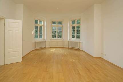 Wohnung Radebeul - 5 Zimmer, 157 m&sup2;, 1.700&euro; | Angebot:20715331
