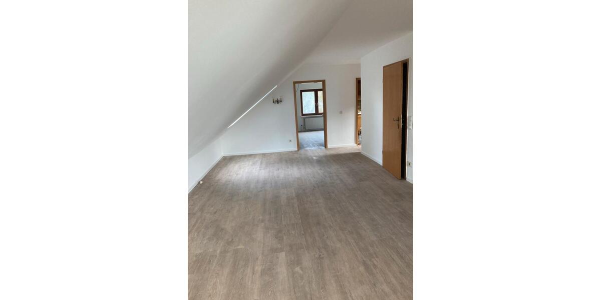 Dachgeschoßwohnung Peine - 2 Zimmer, 75 m&sup2;, 840&euro; | Angebot:24876689