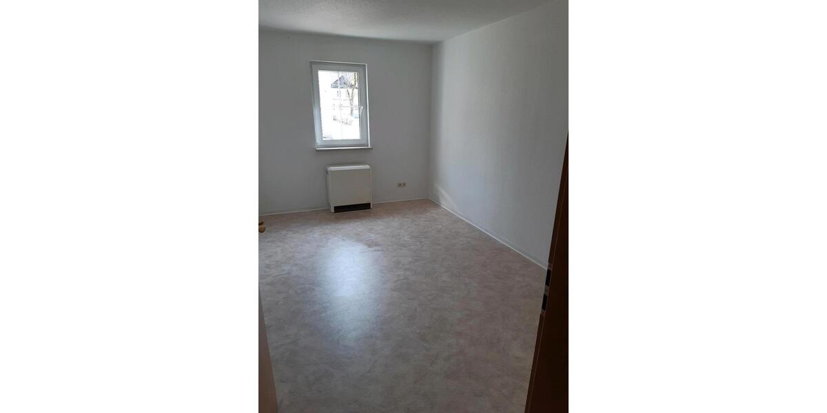 Etagenwohnung Eibenstock - 2 Zimmer, 46 m&sup2;, 253&euro; | Angebot:26124022