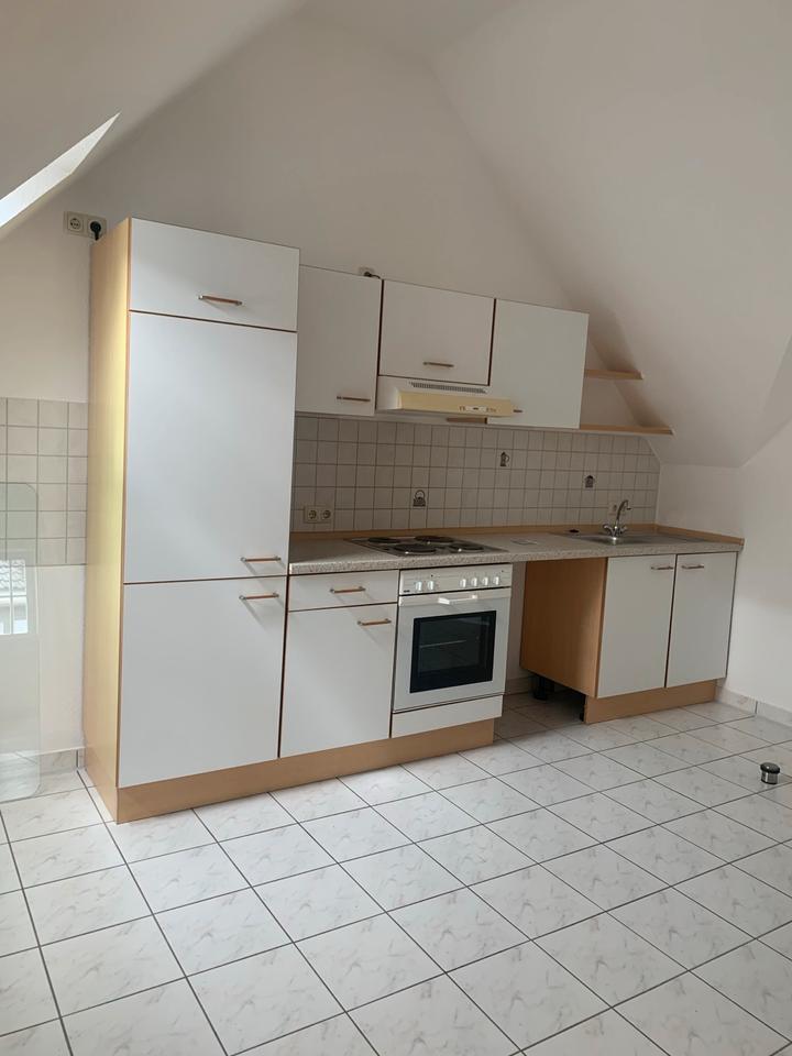 Helles, renoviertes EinZimmerappartement in RüdesheimAulhausen45
