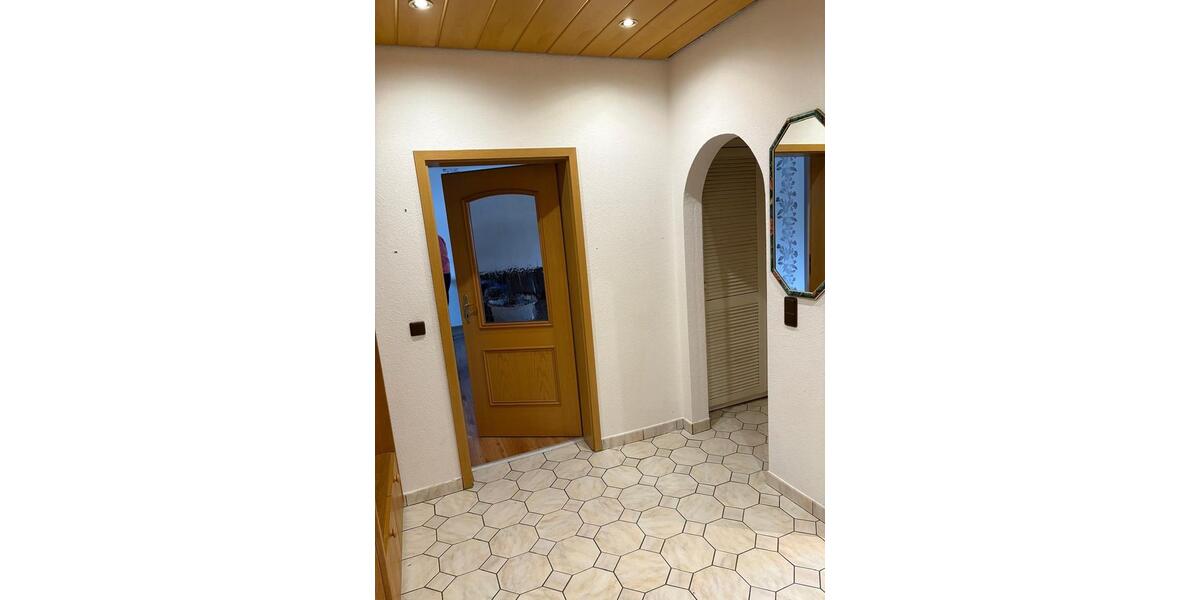 Etagenwohnung Bochum Bochum-Ost - 3 Zimmer, 105 m&sup2;, 1.000&euro; | Angebot:24846449