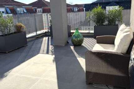 Wohnung Dresden Pieschen - 3 Zimmer, 122 m&sup2;, 1.900&euro; | Angebot:26737957