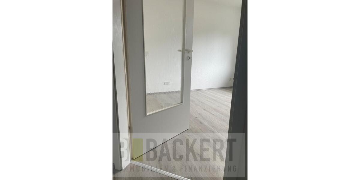 Dachgeschoßwohnung Ruhla - 2 Zimmer, 45 m&sup2;, 290&euro; | Angebot:21298609