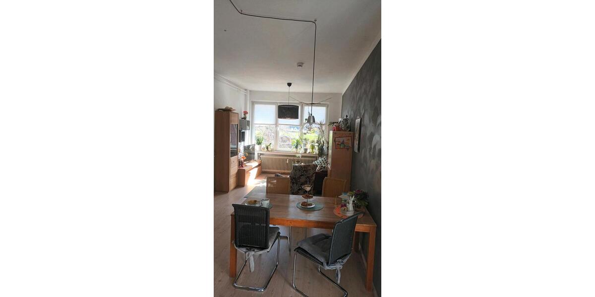 Etagenwohnung Isernhagen - 3 Zimmer, 111 m&sup2;, 1.100&euro; | Angebot:25959101