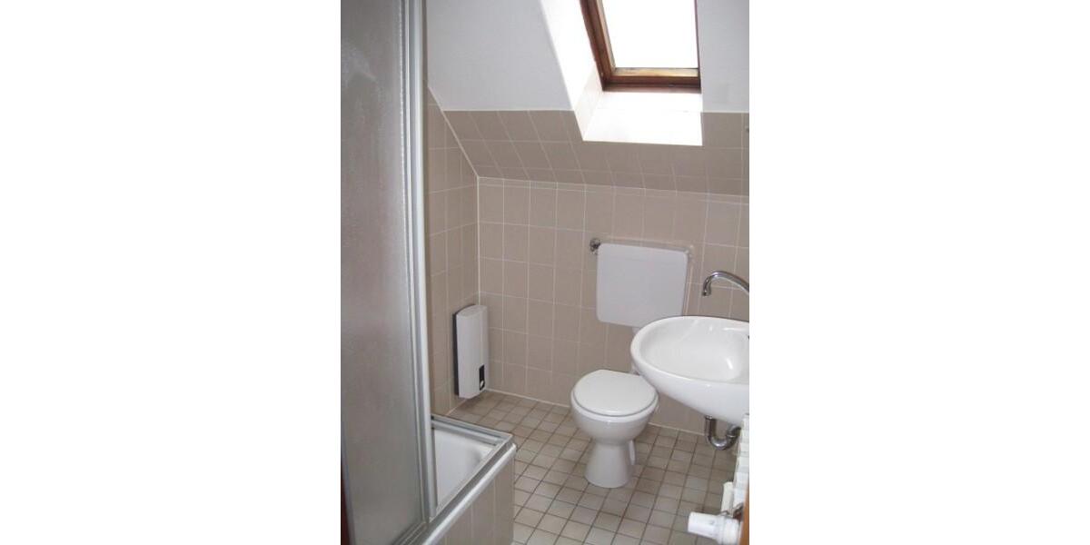Dachgeschoßwohnung Hattingen Blankenstein - 2 Zimmer, 49 m&sup2;, 483&euro; | Angebot:24634594