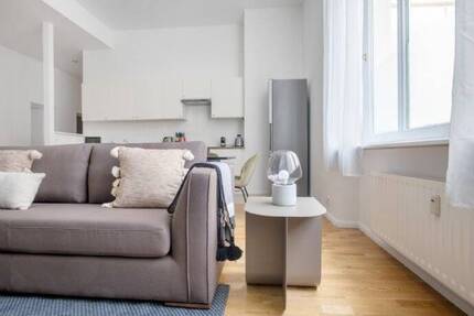 Wohnung Berlin Schöneberg - 5 Zimmer, 140 m&sup2;, 1.260&euro; | Angebot:26196253