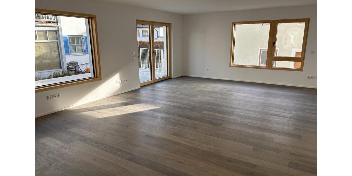 Erdgeschoßwohnung Murnau am Staffelsee - 2 Zimmer, 84 m&sup2;, 1.700&euro; | Angebot:25859931