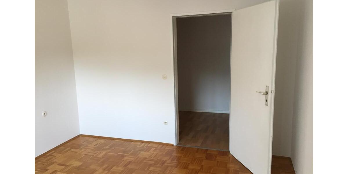 Etagenwohnung Bayreuth Meyernberg - 3 Zimmer, 68 m&sup2;, 850&euro; | Angebot:26030571
