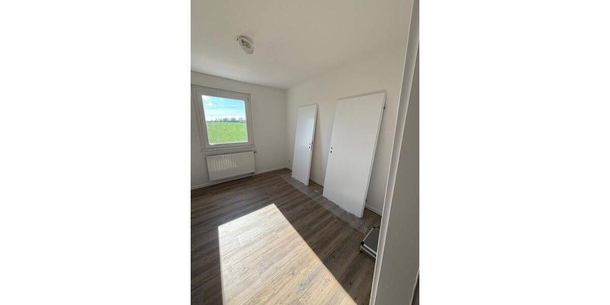 Etagenwohnung Leisnig Kroptewitz - 3 Zimmer, 65 m&sup2;, 355&euro; | Angebot:25688923