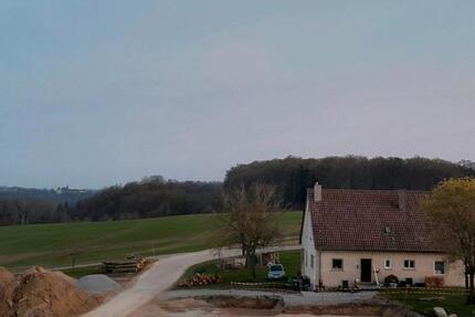 Haus Künzelsau - 8 Zimmer, 160 m&sup2;, 1.300&euro; | Angebot:25414810