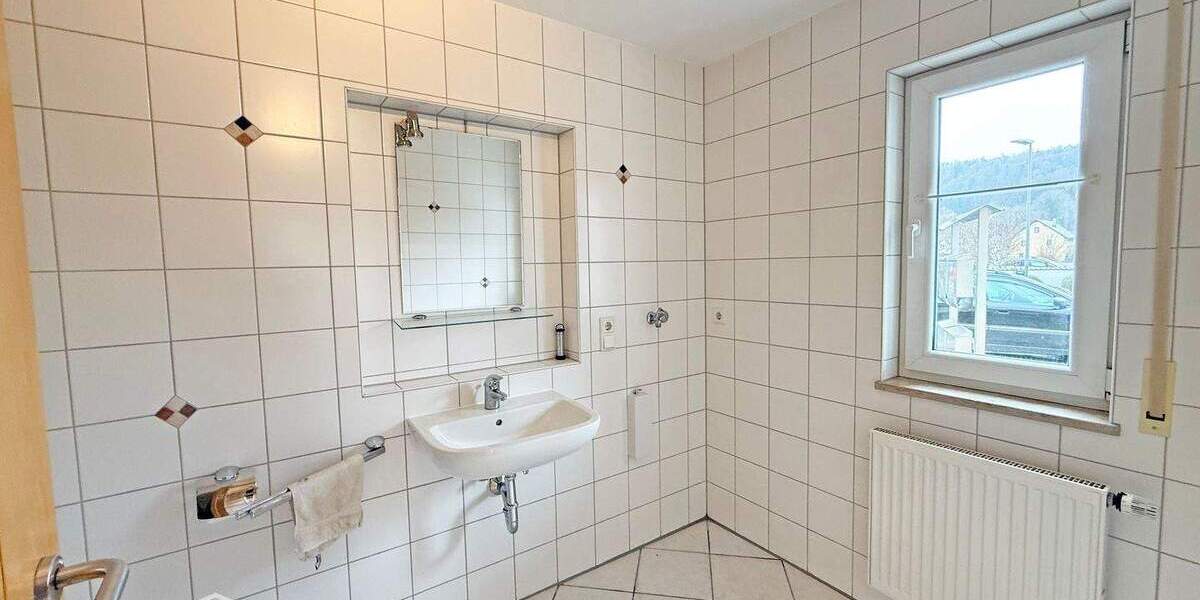 Etagenwohnung Beilngries Kottingwörth - 2 Zimmer, 45 m&sup2;, 380&euro; | Angebot:25109354