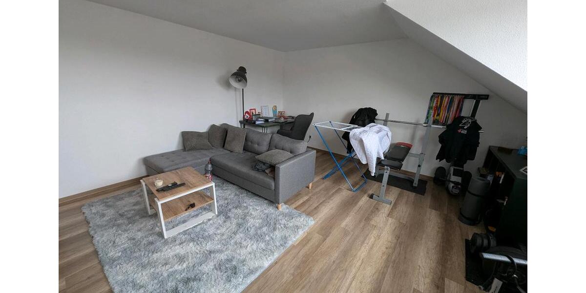 Dachgeschoßwohnung Schmölln - 2 Zimmer, 54 m&sup2;, 480&euro; | Angebot:26041699