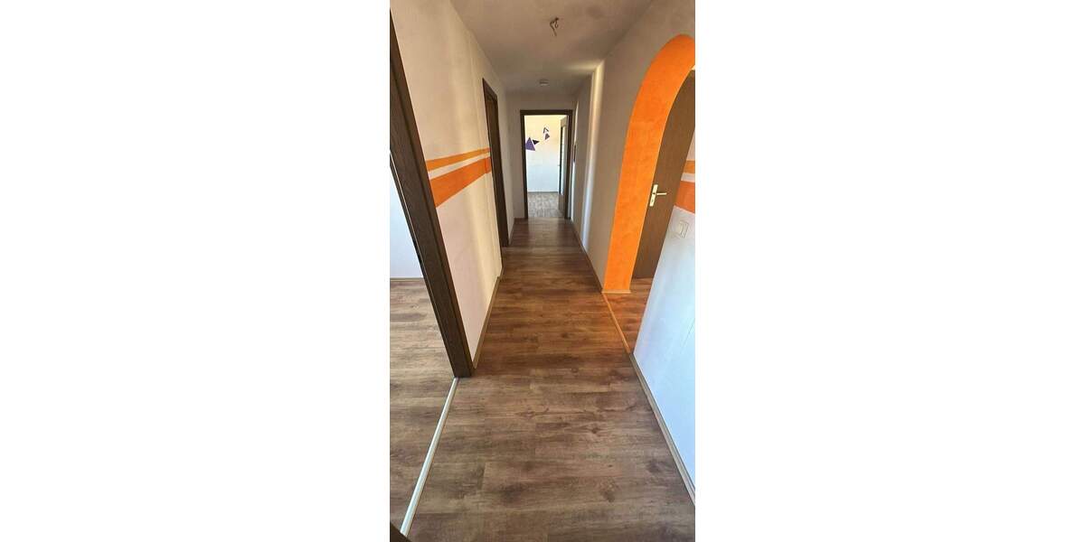 Etagenwohnung Waldsassen - 4 Zimmer, 64 m&sup2;, 448&euro; | Angebot:25909156