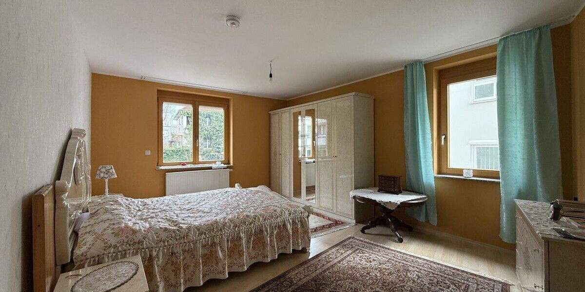 Etagenwohnung Crailsheim Innenstadt - 3 Zimmer, 121 m&sup2;, 1.100&euro; | Angebot:25664387