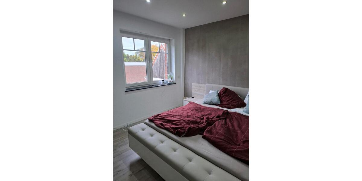 Etagenwohnung Gronau (Westfahlen) - 2 Zimmer, 120 m&sup2;, 980&euro; | Angebot:26532709