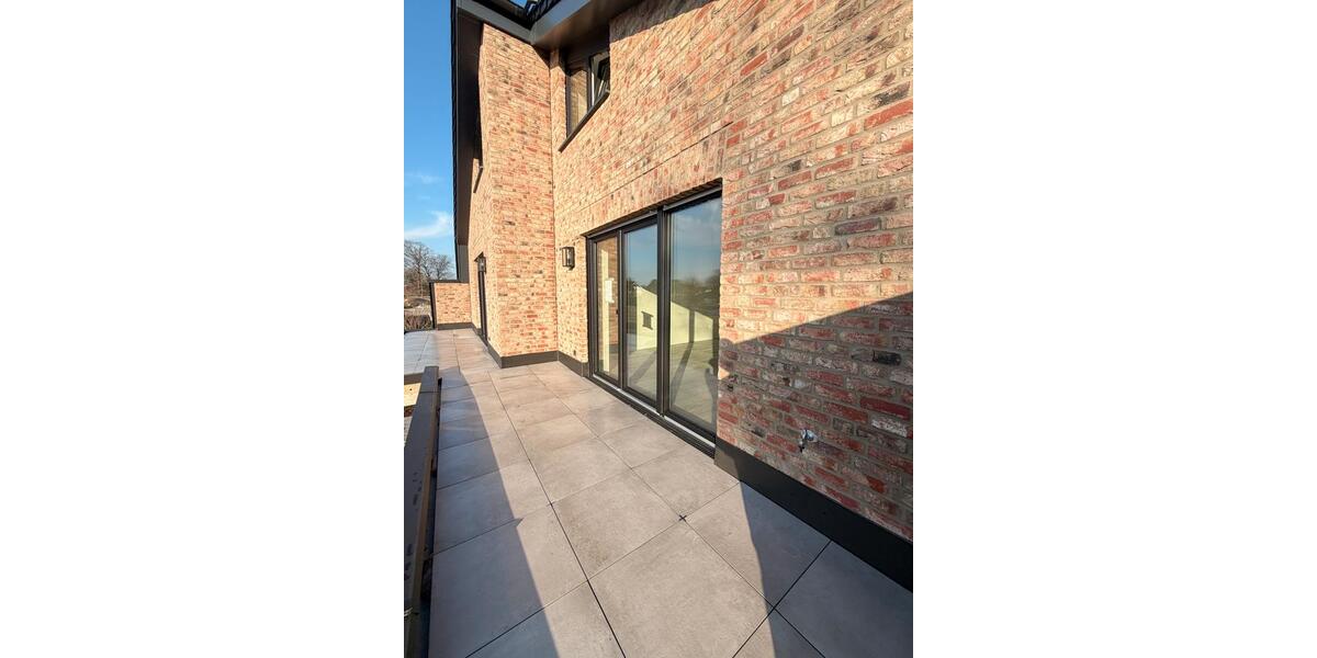 Dachgeschoßwohnung Gronau (Westfahlen) - 3 Zimmer, 92 m&sup2;, 1.330&euro; | Angebot:24149068