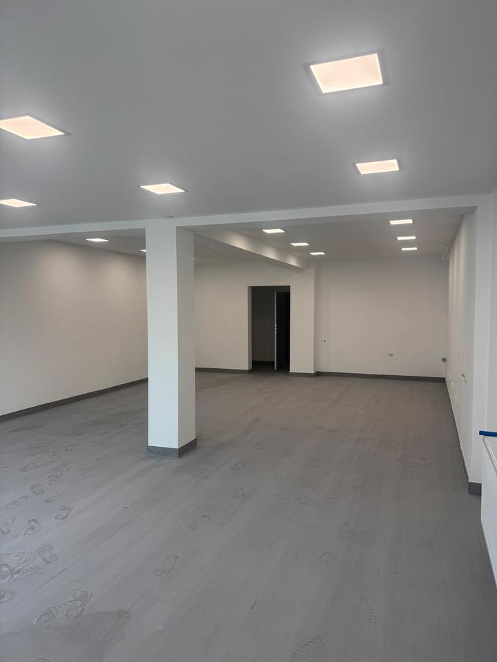 Gewerbefläche zu vermieten – Neubau, vielseitig nutzbar 82 m²