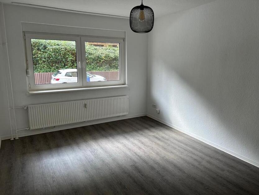 2 Zimmer Wohnung im Erdgeschoss ! zimmer