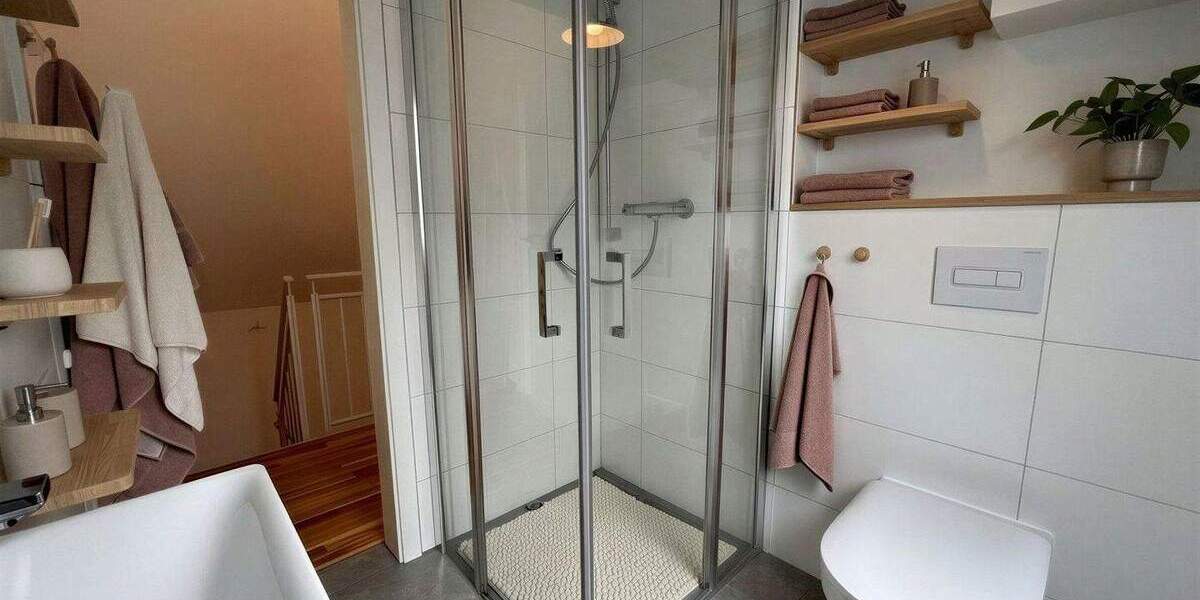 Reihenendhaus Eilenburg - 6 Zimmer, 159 m&sup2;, 1.600&euro; | Angebot:25673779