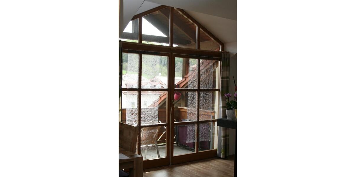 Biete in Grafenau Lichteneck eine Wohnung an. 3 zimmer