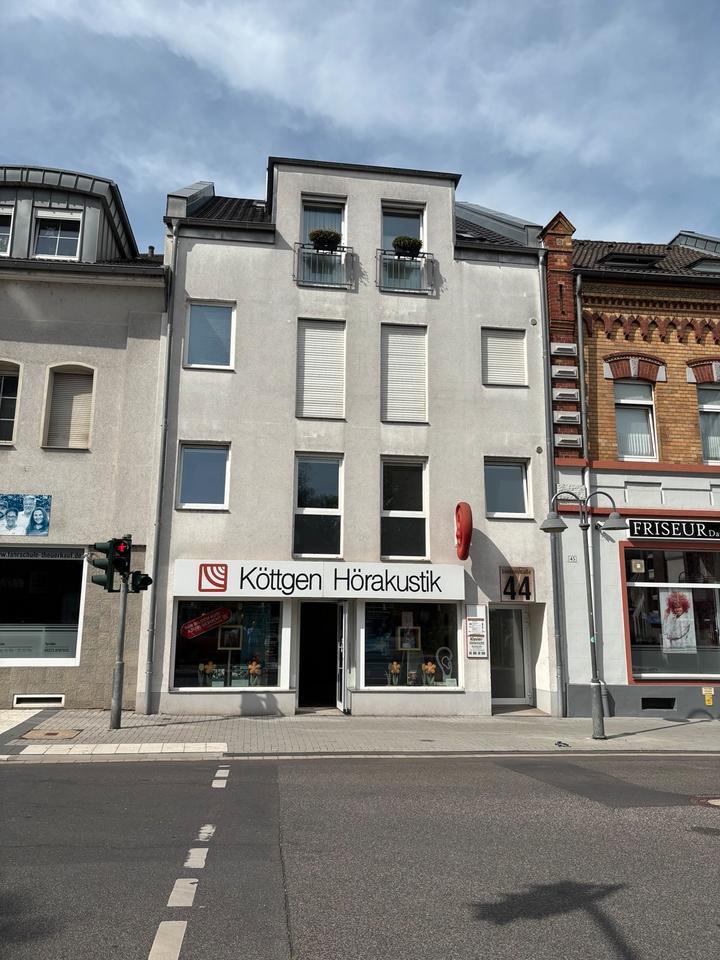 Erstbezug 4,5 Zimmer Wohnung in der Innenstadt mit Aufzug