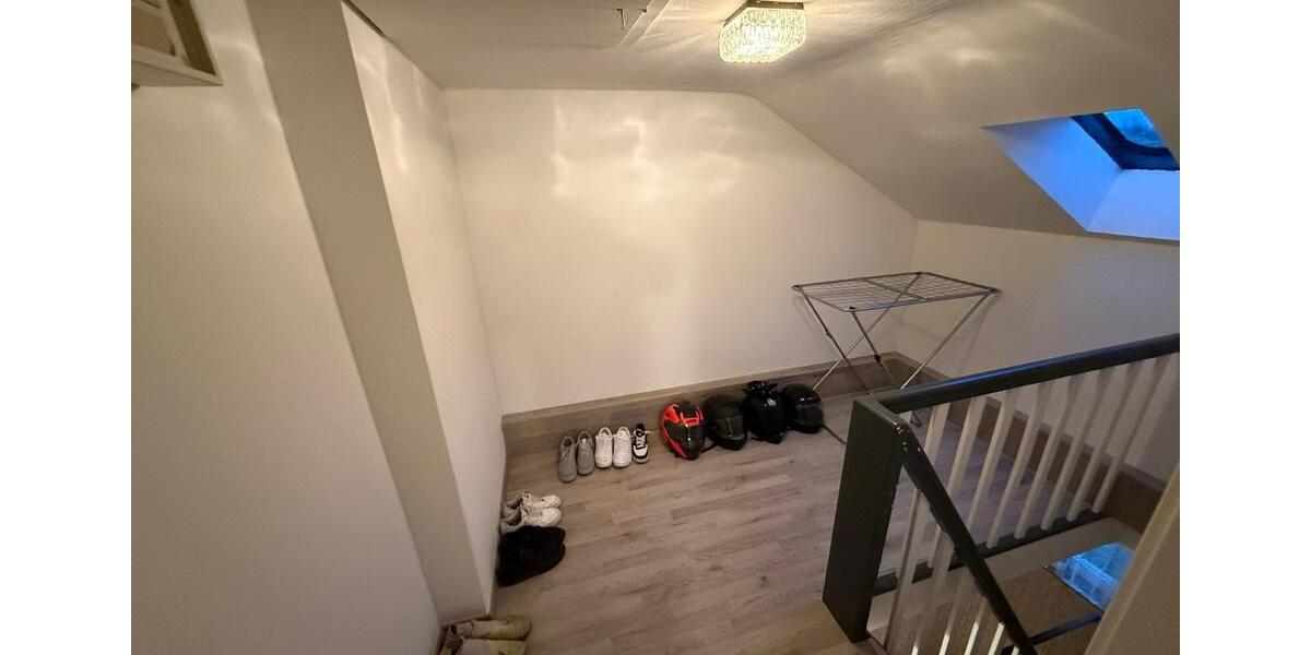 Dachgeschoßwohnung Horn-Bad Meinberg Bad Meinberg - 2 Zimmer, 40 m&sup2;, 320&euro; | Angebot:26337249