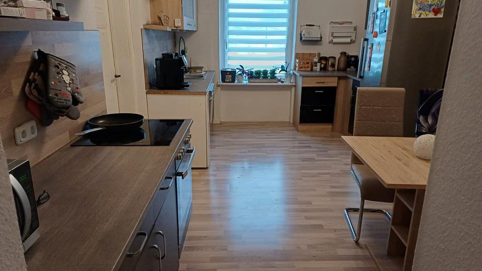 Etagenwohnung Gröningen - 5 Zimmer, 148 m&sup2;, 900&euro; | Angebot:26047050