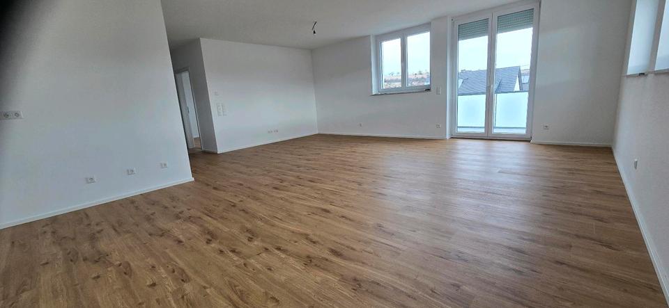 Etagenwohnung Balingen - 3 Zimmer, 94 m&sup2;, 1.350&euro; | Angebot:26687956