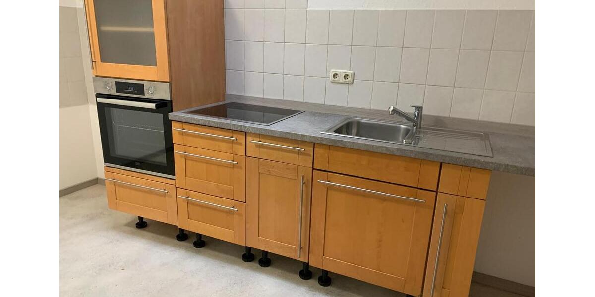 Schöne, vollsanierte 4-Zimmer-DG-Wohnung in Rittmarshausen 4 zimmer