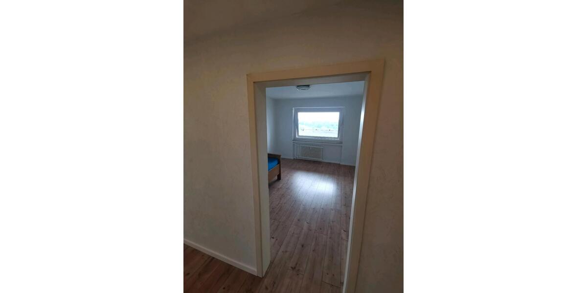 Wohnen auf Zeit Köln Kalk - 3 Zimmer, 95 m&sup2;, 650&euro; | Angebot:26351599
