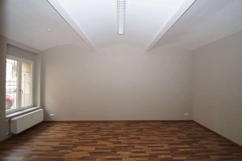 Erweiterung möglich! Ladeneinheit mit 92m² im Waldstraßenviertel! 3 zimmer