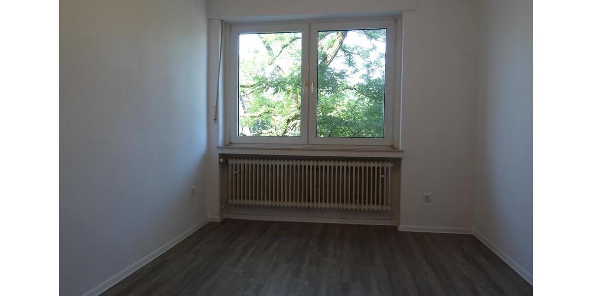 3,5-Zimmer-Wohnung mit Tageslichtbad und Süd-Balkon 3 zimmer