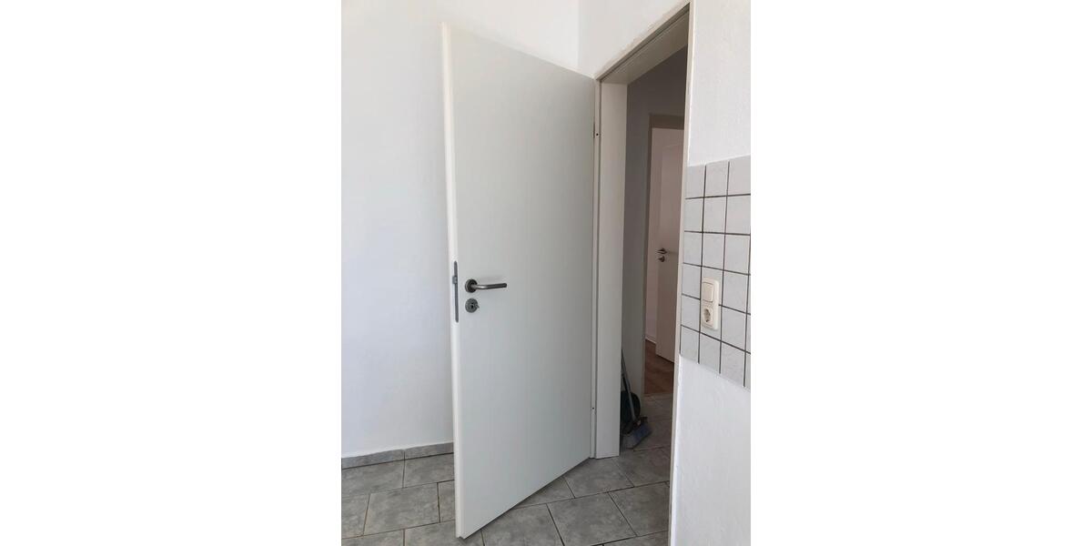 Hochparterre Dessau-Roßlau Dessau - 1 Zimmer, 52 m&sup2;, 450&euro; | Angebot:26489809