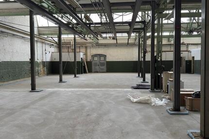 Lagerhalle, Logistik oder Produktion mit historischem Charakter zimmer