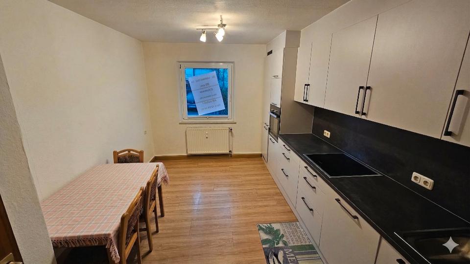 Erdgeschoßwohnung Kronach - 1 Zimmer, 80 m&sup2;, 660&euro; | Angebot:25990571