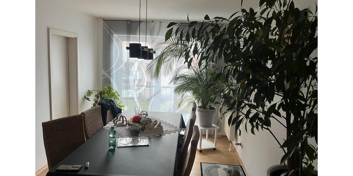 Etagenwohnung Burgebrach - 4.5 Zimmer, 100 m&sup2;, 800&euro; | Angebot:25905424