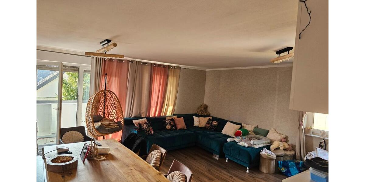 Erdgeschoßwohnung Bielefeld Brackwede - 4 Zimmer, 130 m&sup2;, 1.430&euro; | Angebot:26524868