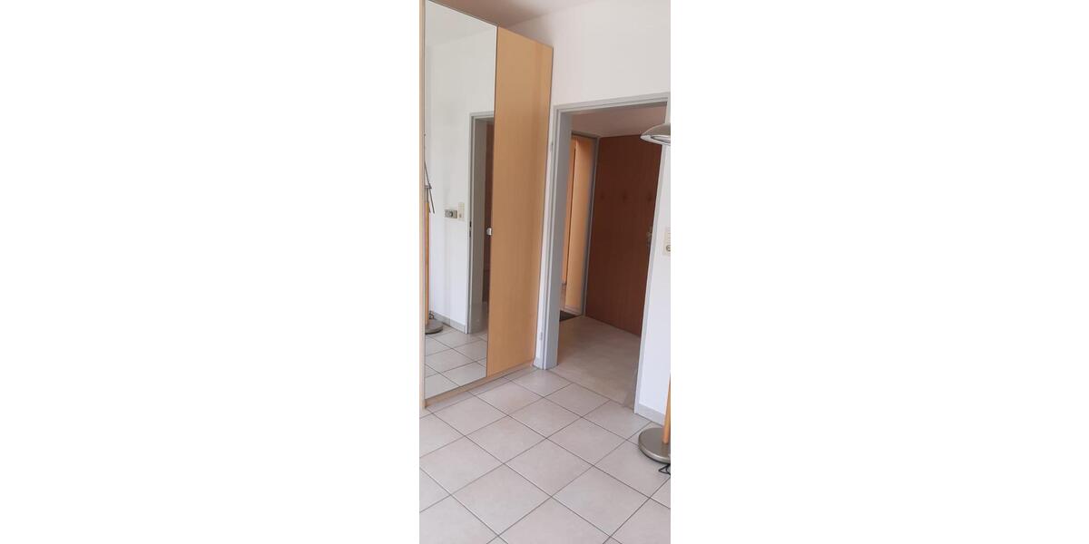 Hochparterre Mörfelden-Walldorf Walldorf - 1 Zimmer, 20 m&sup2;, 415&euro; | Angebot:24868883