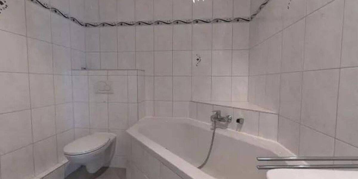 Etagenwohnung Leipzig Gohlis-Süd - 3 Zimmer, 92 m&sup2;, 1.050&euro; | Angebot:26740857
