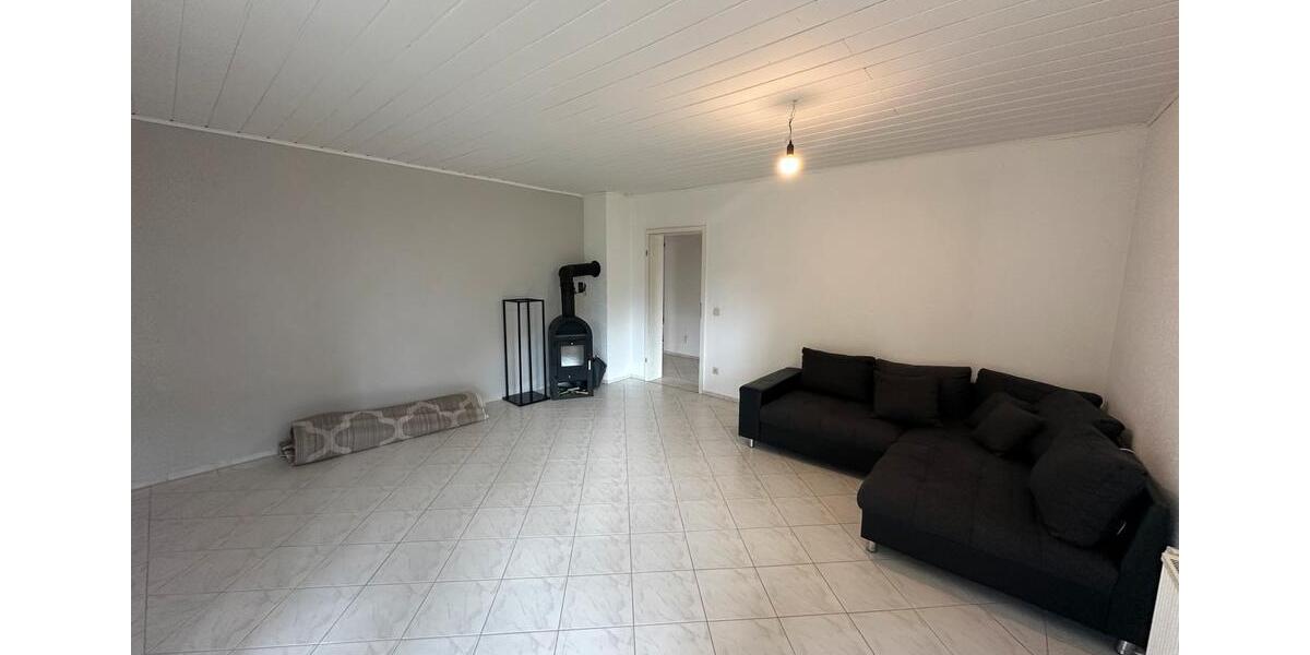 Etagenwohnung Siegen Eiserfeld - 3 Zimmer, 97 m&sup2;, 970&euro; | Angebot:26647382