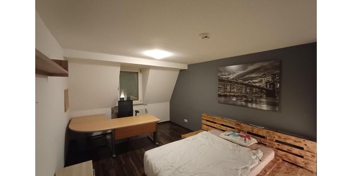 TOP-Lage Casselmannstraße: Möbliertes Zimmer in 3er-WG zum 1.02 1 zimmer