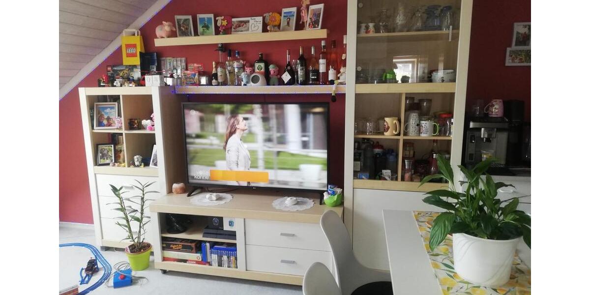 Dachgeschoßwohnung Alteglofsheim - 2 Zimmer, 40 m&sup2;, 650&euro; | Angebot:26598129