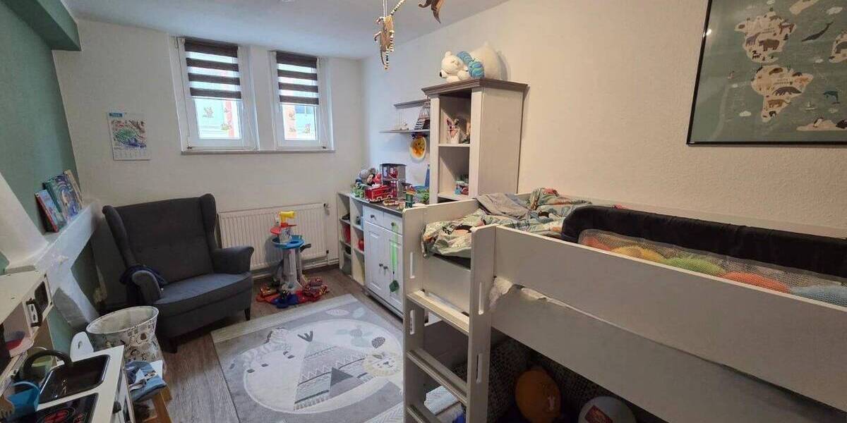 Etagenwohnung Weißwasser/O.L. O.L. - 4 Zimmer, 93 m&sup2;, 651&euro; | Angebot:26684506