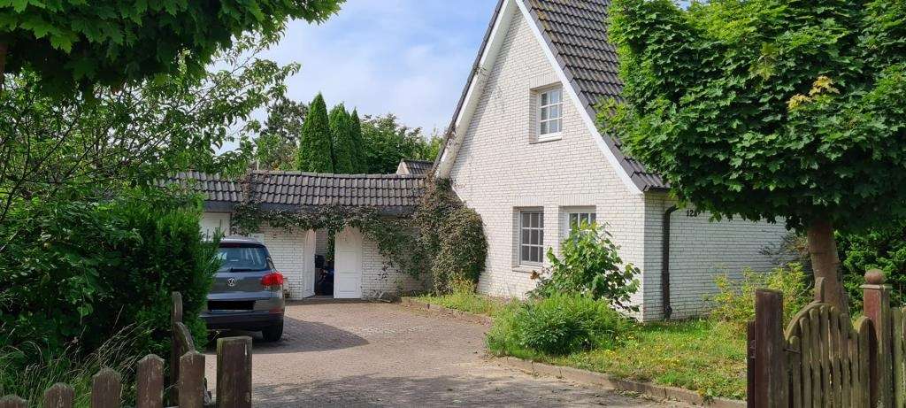 Einfamilienhaus Rellingen - 4 Zimmer, 135 m&sup2;, 1.850&euro; | Angebot:25444414